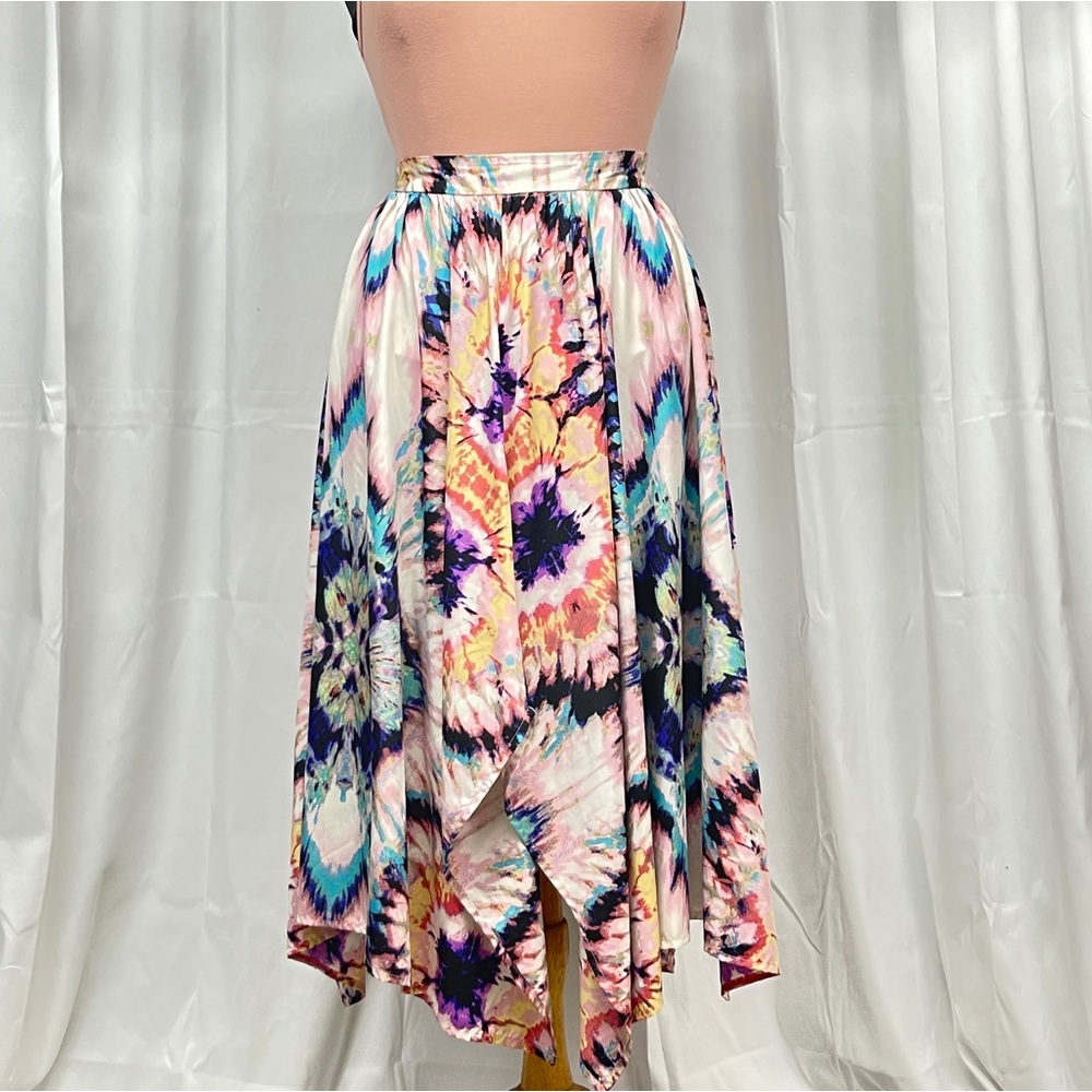 Medium Tie Dye Print Skirt with Elastic Waist Pink Blue Purple Yellow